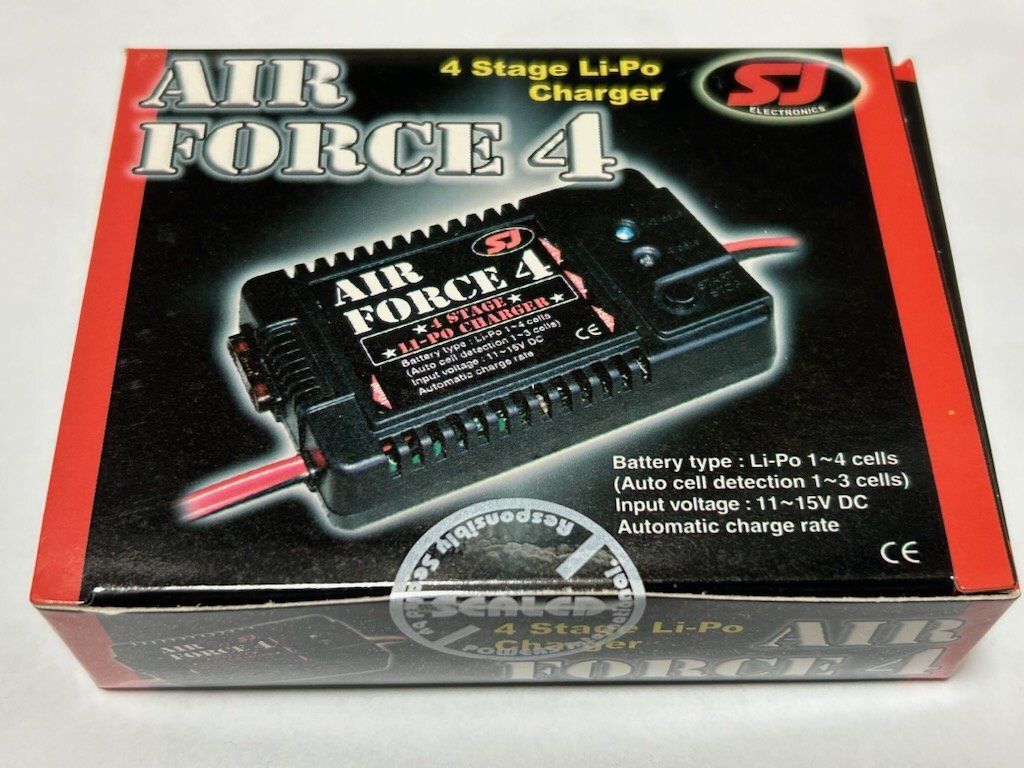 Powers AIR FORCE 4 Li-Po充電器拍卖