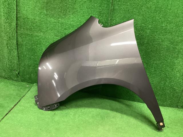 ノア DBA-ZRR70G 左Fフェンダー YY 5人 1G3 53802-28170拍卖