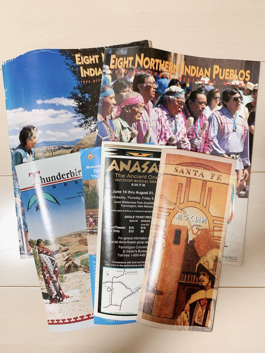 ガイドブック 旅行ガイド インディアン アメリカ サンタフェ ニューメキシコ レア ネイティブアメリカン インディアンプエブロ拍卖