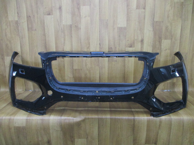 E3/ DC2XCジャガー Fペイス後期 純正フロントバンパーMK83-17F003-AA拍卖