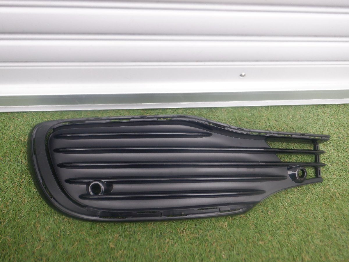 ベンツ純正 W223 Sクラス フロントバンパー ロアグリル ネット カバー A2239053305 A2238802600 A2238805302 m-24-10-629拍卖