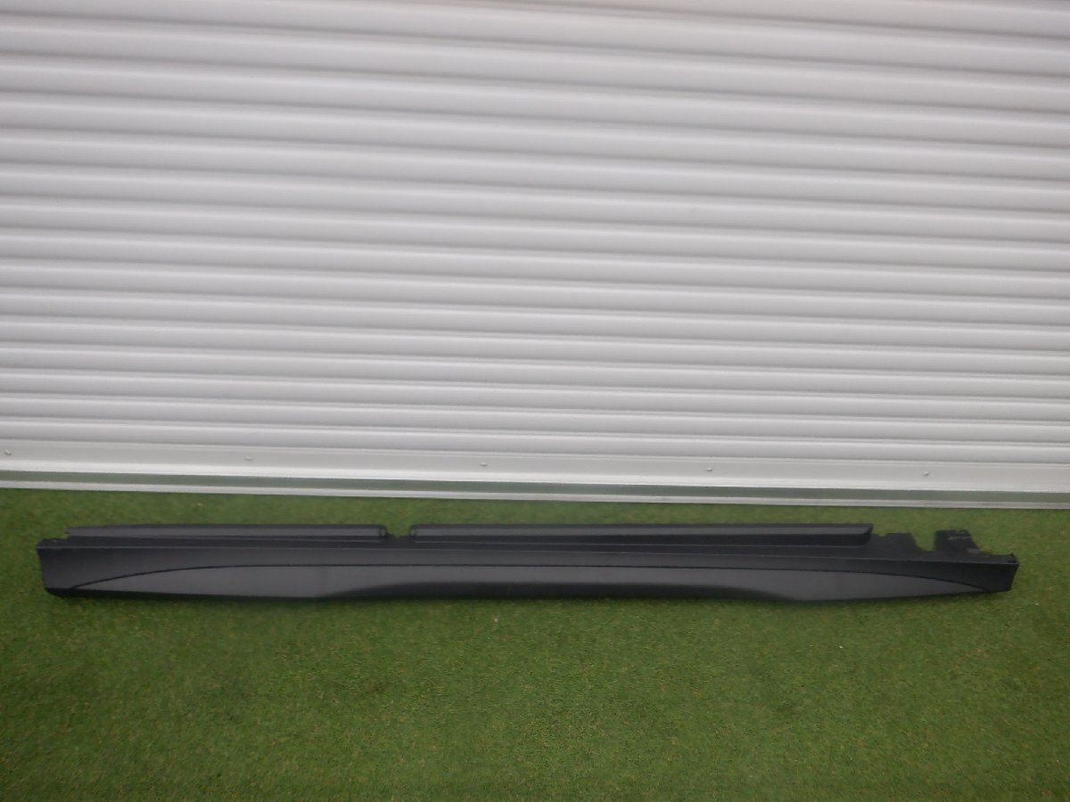 ベンツ純正 W254 X254 GLCクラス AMG サイドステップ サイドスカート 右側 A2546903202 A2546984800 m-24-10-654拍卖