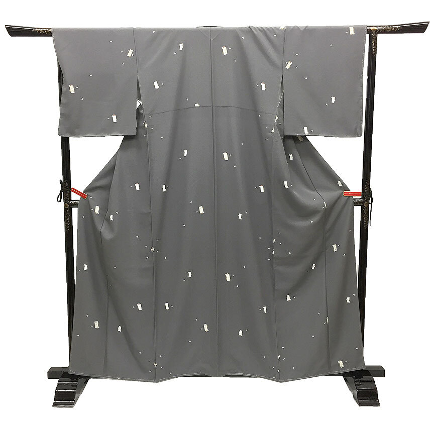 京やC100 正絹 小紋 伝統工芸 ちりめん 短冊文様 色紙文 飛び柄小紋 グレー セミフォーマル カジュアル 袷 お仕立て上がり 新古品 未使用拍卖