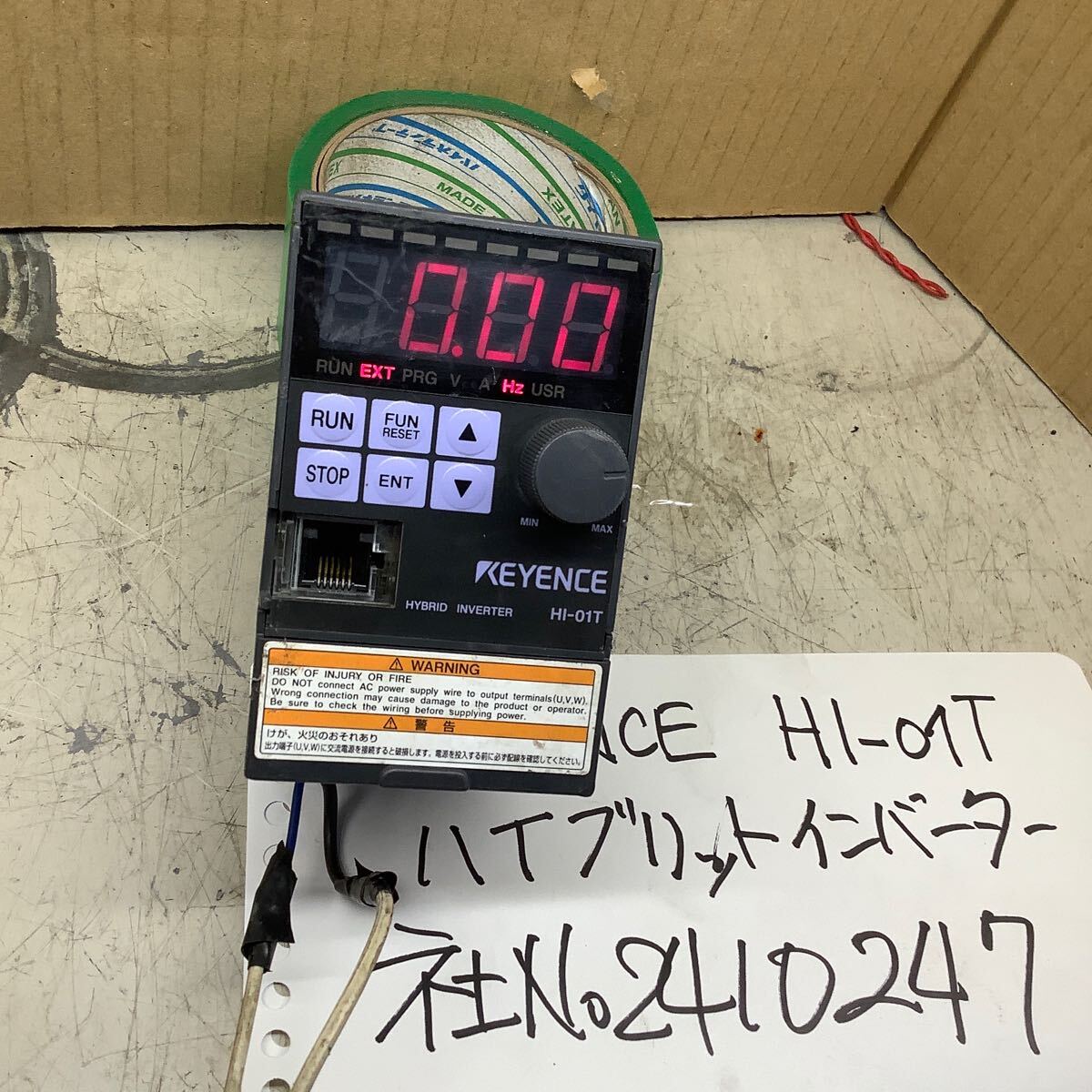 KEYENCE 『HI−01T』ハイブリットインバータ中古品一般的な通電まで済みです。現状渡し品です。拍卖