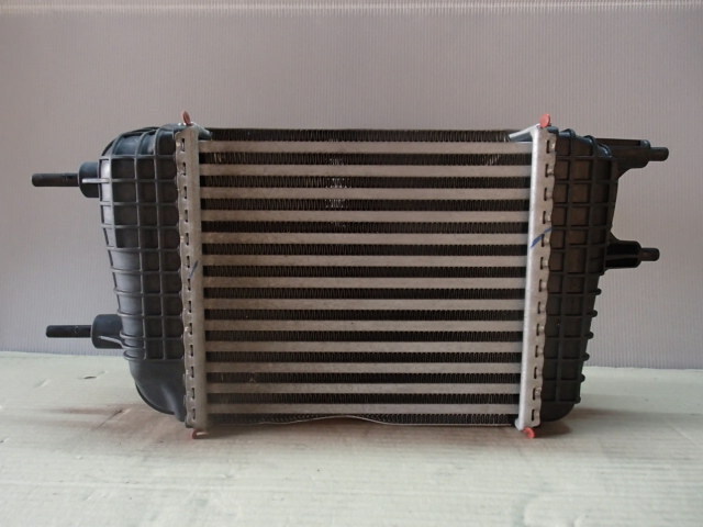 【2628】平成26年式 ノート E12 HR12DD インタークーラー 144613HD0C Y0130002 棚T-1拍卖