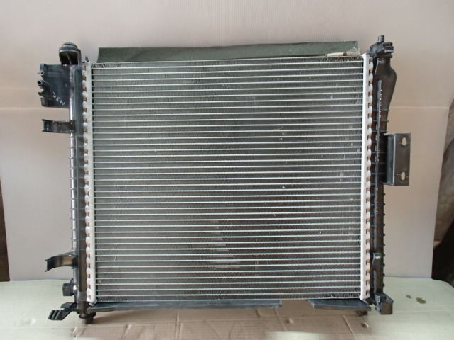 【2628】平成26年式 ノート E12 HR12DD ラジエーター 21410-3VS1B拍卖