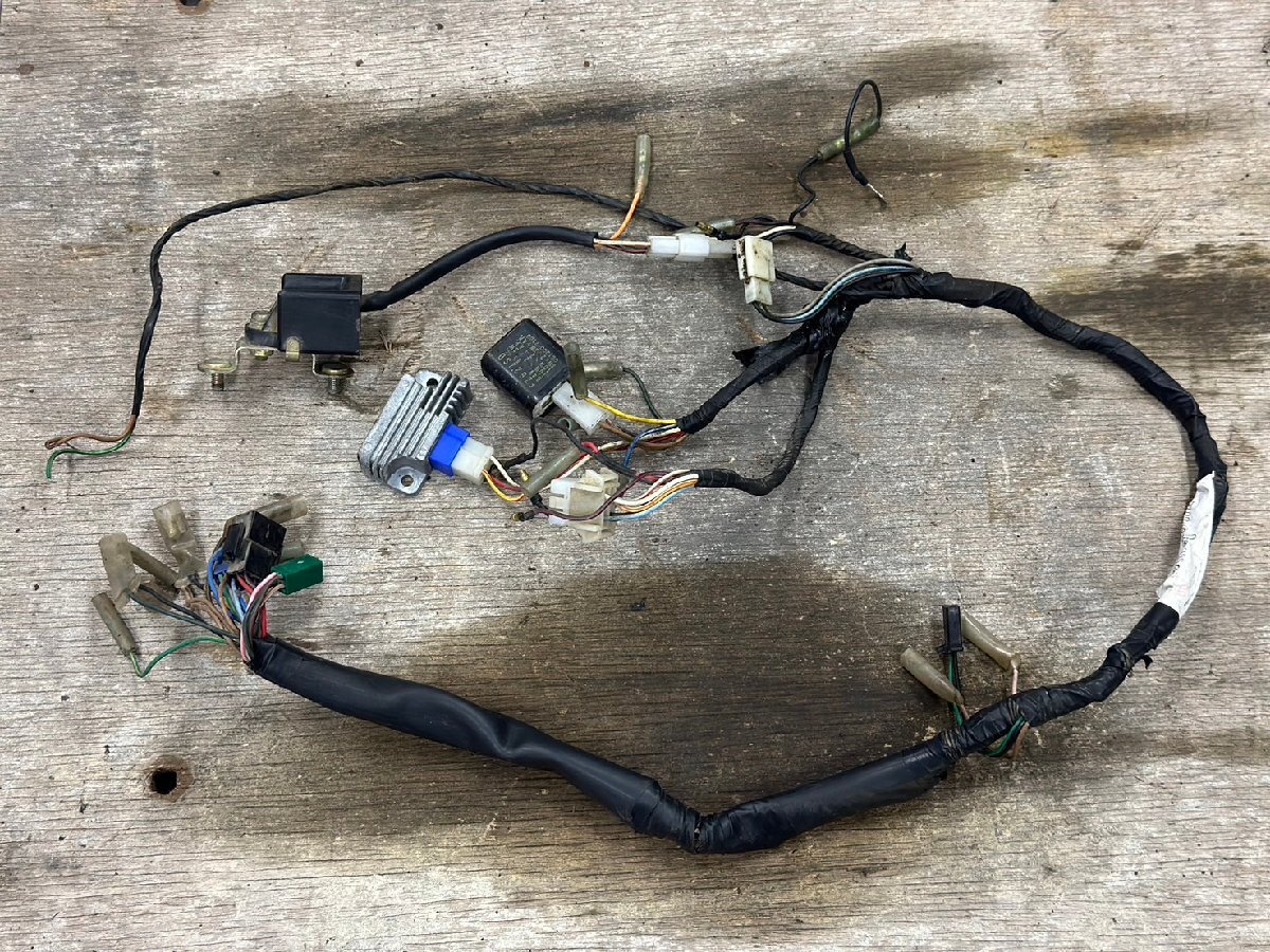 ●良品! 廃盤部品 YAMAHA YB50 F5B 1985年モデル メインハーネス ハーネス 配線 走行16417km ヤマハ YB-1 旧車 ヴィンテージ 札幌発拍卖