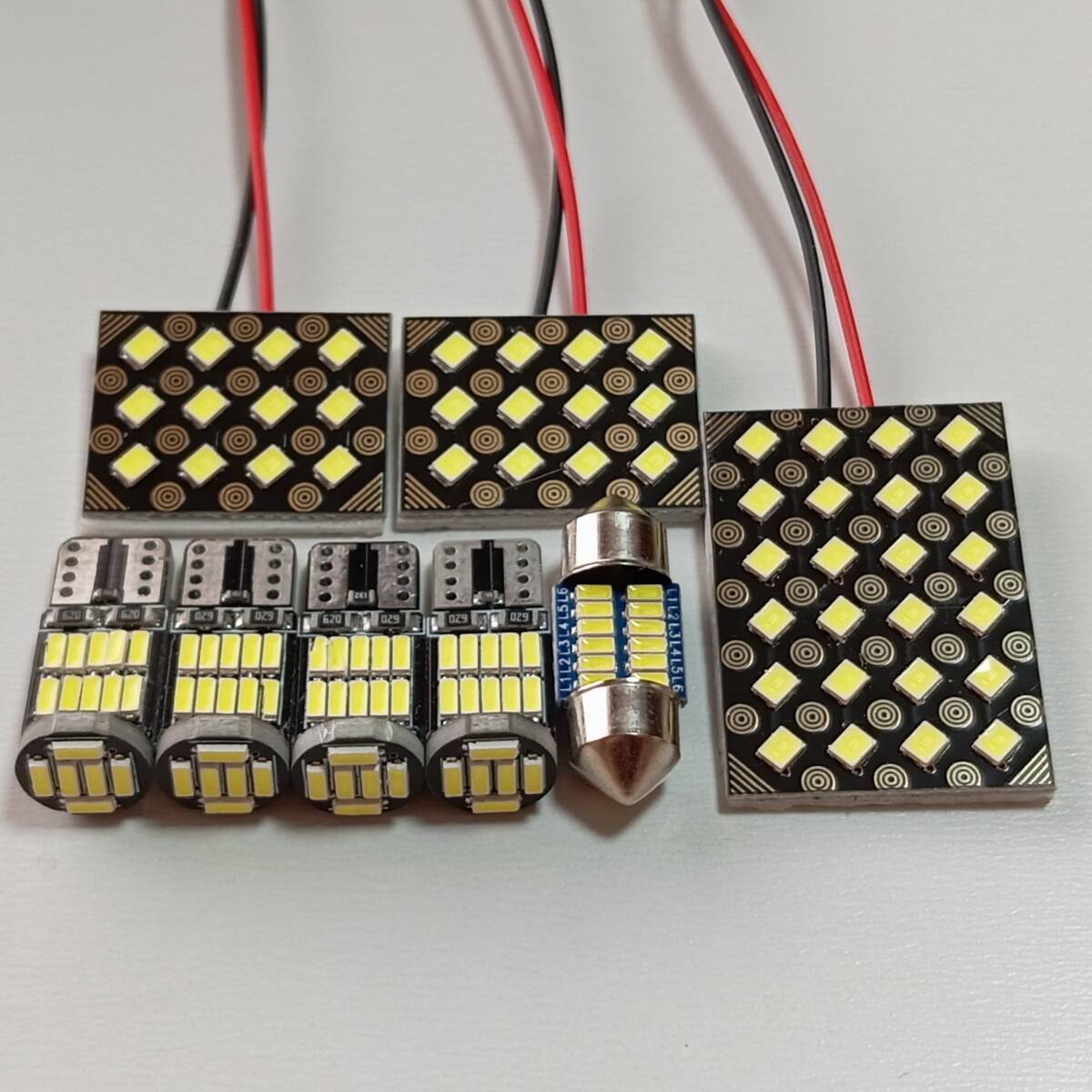 ZVW30系 プリウス 爆光! ルームランプ 8点セット ホワイト トヨタ /s24/s12/26/t28拍卖