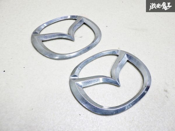 MAZDA マツダ 純正 エンブレム 2個 セット シルバー メッキ バッチ バッジ 77811-68HD 即納 在庫有 棚拍卖