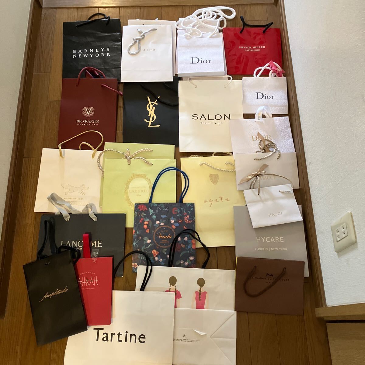 お探しの方。 ブランド ショップ袋 26点 紙袋 ディオール等拍卖