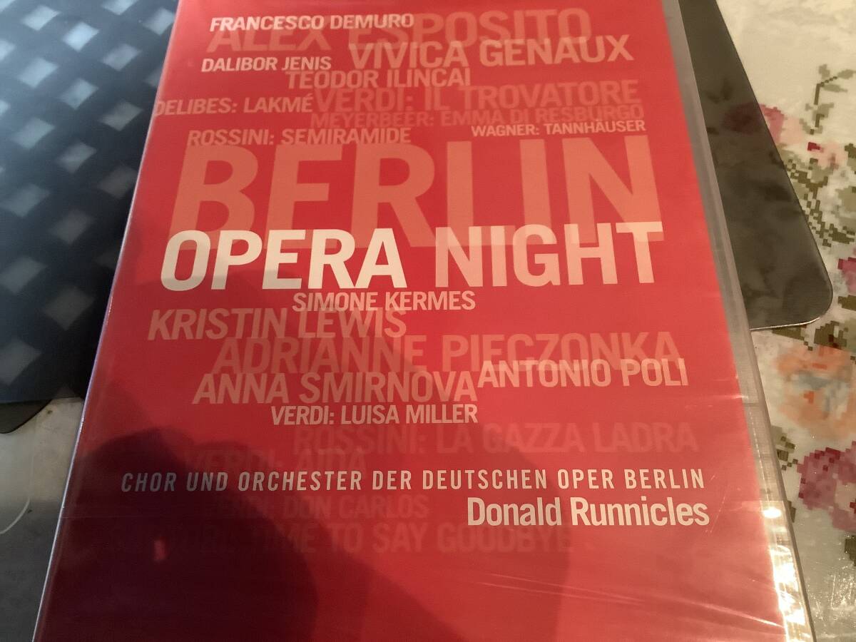 ベルリン オペラ ナイト 2011 ジモーネ・ケルメス、アドリアンネ・ピエチョンカ、ヴィヴィカ・ジュノー拍卖
