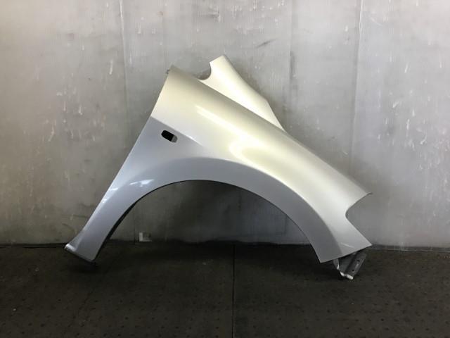 【TS】ティーダ DBA-C11 右フロントフェンダー F3100-ED0MA 【個人宅配送不可】拍卖