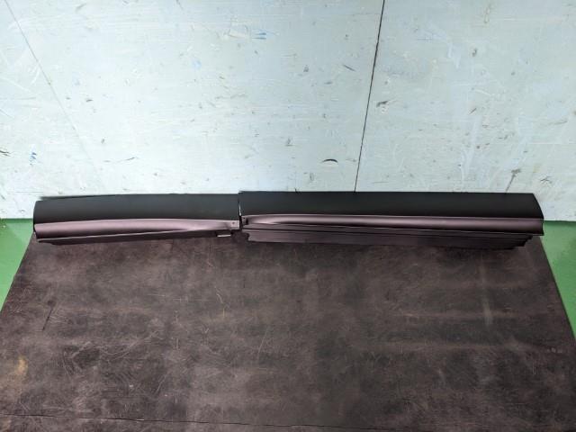 【TS】クラウン 6AA-AZSH35 左サイドステップ 75074-30020 【個人宅配送不可】拍卖
