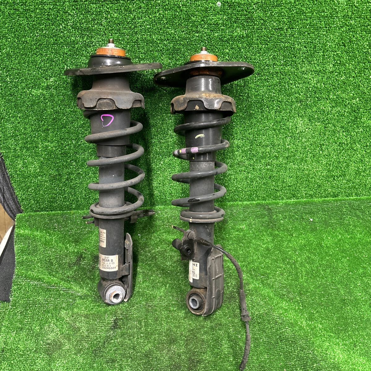 MF16Sミニクーパー リアストラット 左右 23-6拍卖