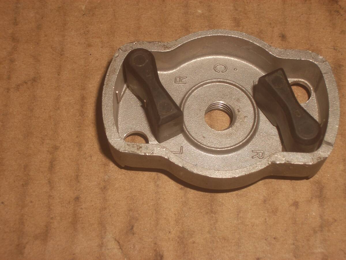 イリノ 刈払機 三菱TBE27エンジン付き その5 スタータープーリー リコイルスタータープーリー拍卖