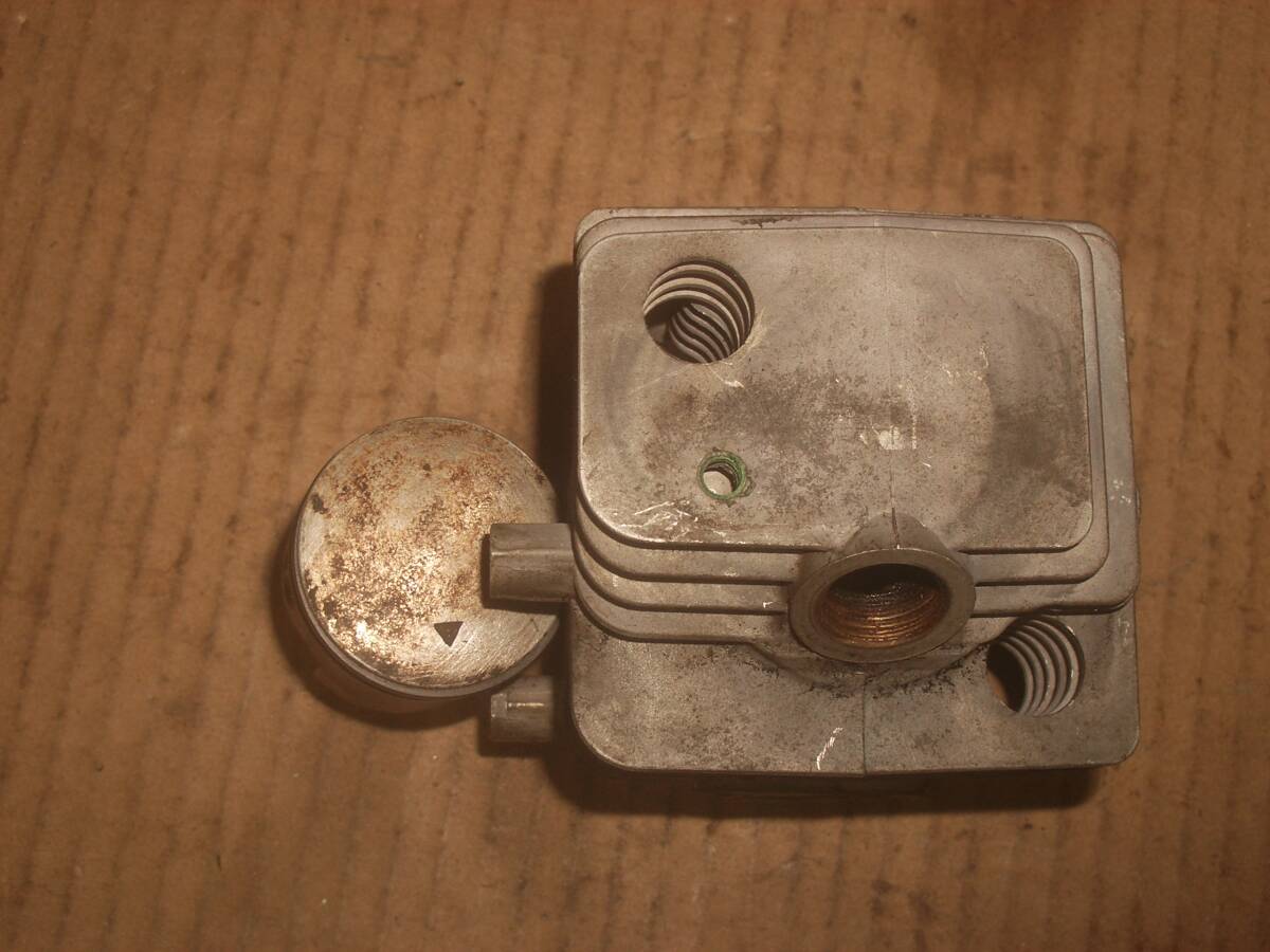 丸山 刈払い機 MB2400J-2 ピストン シリンダーヘッド マルヤマ JA仕様拍卖