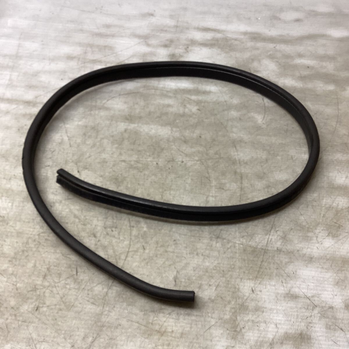 D53-39 スズキ アドレスV125S CF4MA メットインゴムモール 純正部品拍卖