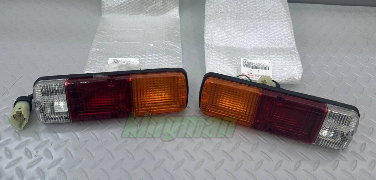 ●新品 未使用●トヨタ純正部品 TOYOTA ランクル40 テールランプ 左右セット拍卖