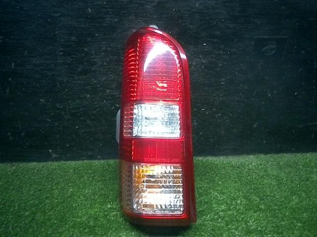 ☆ エブリィ ワゴン DA62W 左テールランプ 35603-63H0 35670-63H00 エブリー 拍卖