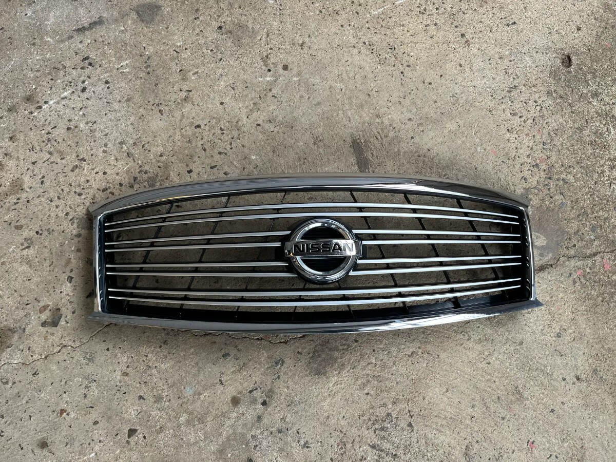 Nissan Y51 フロントグリル拍卖