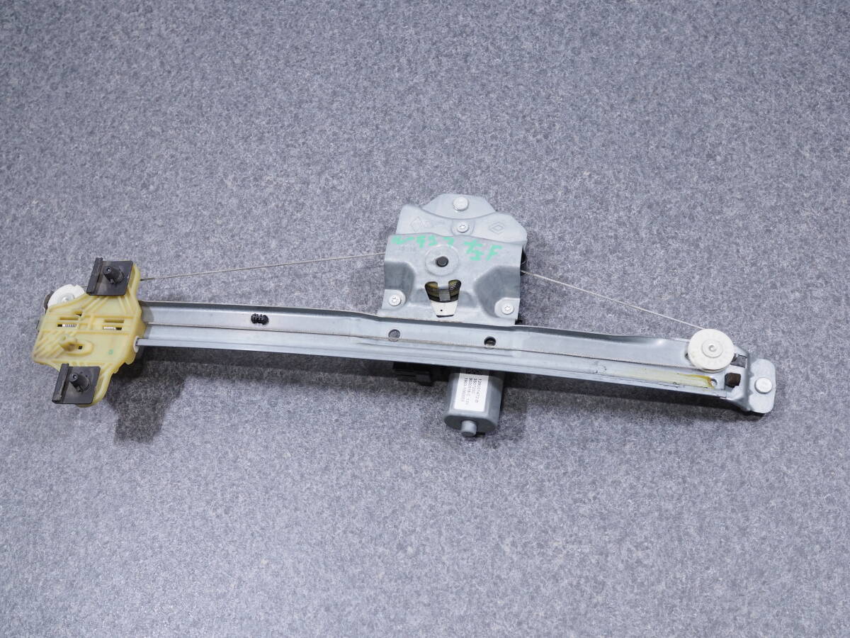 E■H28 ルノー ルーテシア《 ABA-RH5F1 》純正 パワーウィンドウレギュレーター(左F フロント) 128001472-B モーター 電動 窓ガラス拍卖