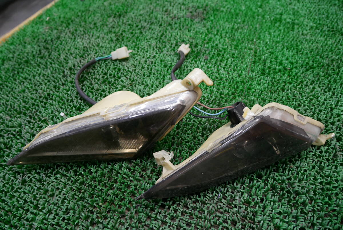 【中古】ヤマハ マジェスティ 250 C SG03J フロントウインカー 補修用 予備パーツ拍卖