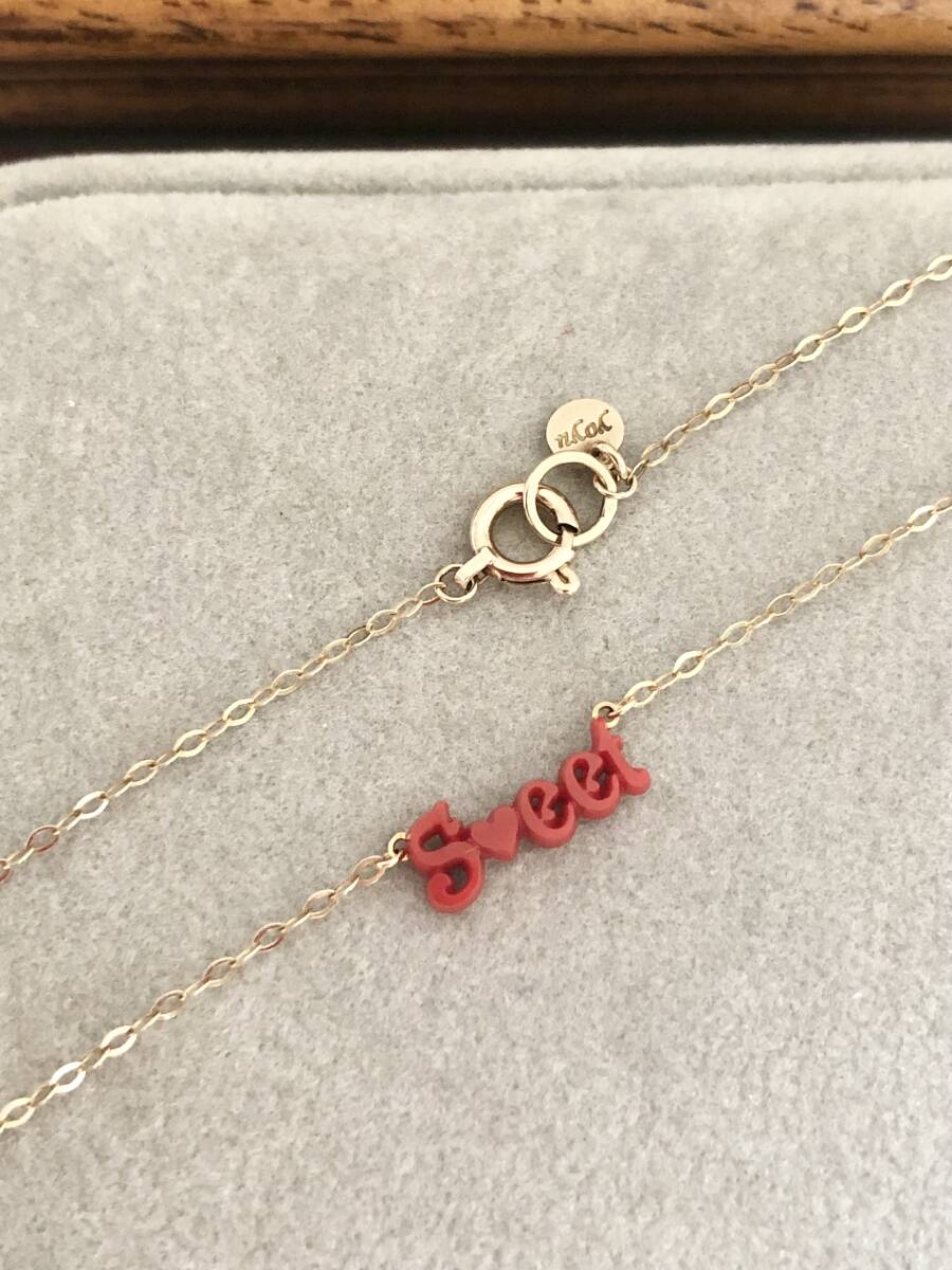 美品10金イエローゴールドブレスレットK10YG★赤珊瑚 英文字プレートsweetスイート・ハート ペタルチェーン ドレスアップ◎yoyu・K10刻印拍卖