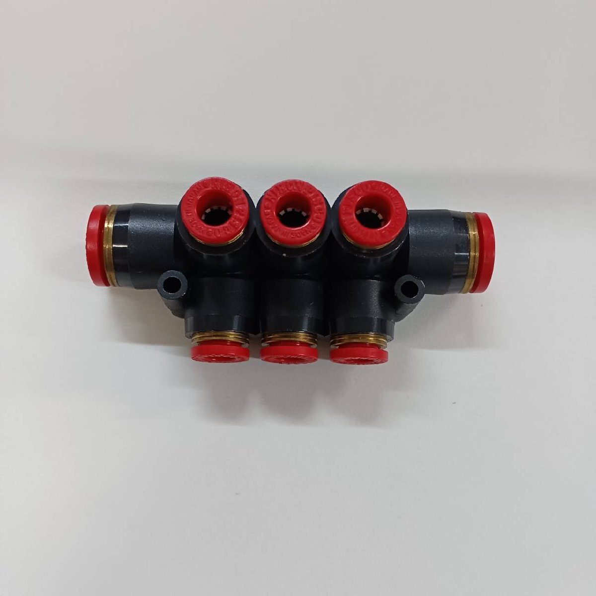 【新品未使用品】PKVG10 PKVG違径トリプルダブル 日本PISCO 内容量:1個 A-014拍卖