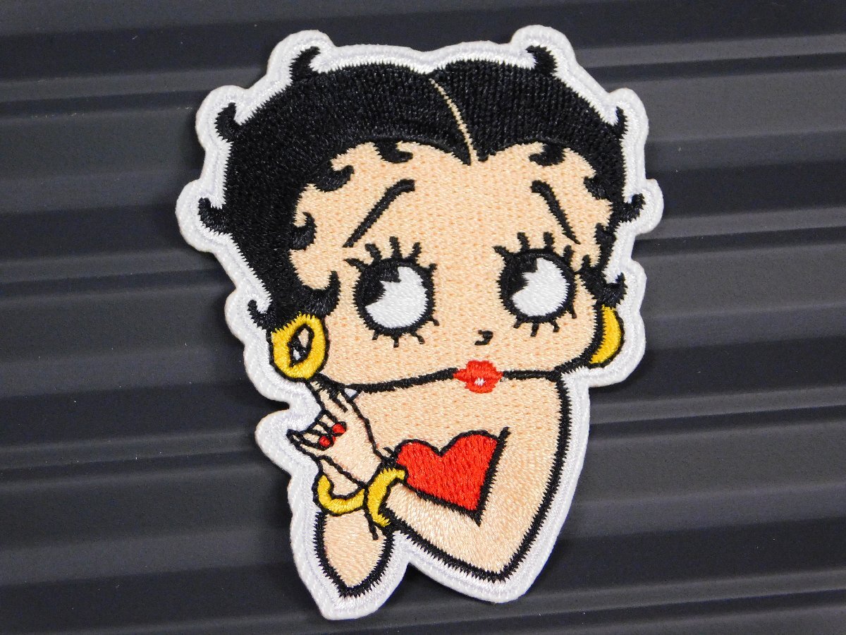 ◆送料\110◆【Betty Boop・ベティちゃん⑩】※《アイロン刺繍ワッペン》 アメリカン雑貨 刺繍ワッペン アイロンワッペン拍卖