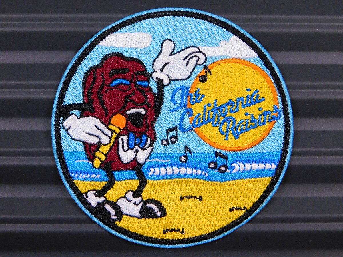 ◆送料\110◆【California Raisins・カリフォルニアレーズン】※《アイロン刺繍ワッペン・丸型》 企業柄 アメリカン雑貨 アイロンワッペ拍卖