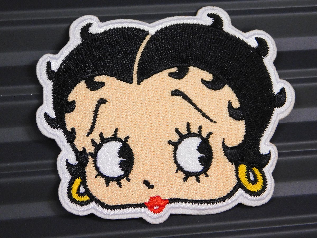 ◆送料\110◆【Betty Boop・ベティちゃん⑦】※《アイロン刺繍ワッペン》 アメリカン雑貨 刺繍ワッペン アイロンワッペン拍卖