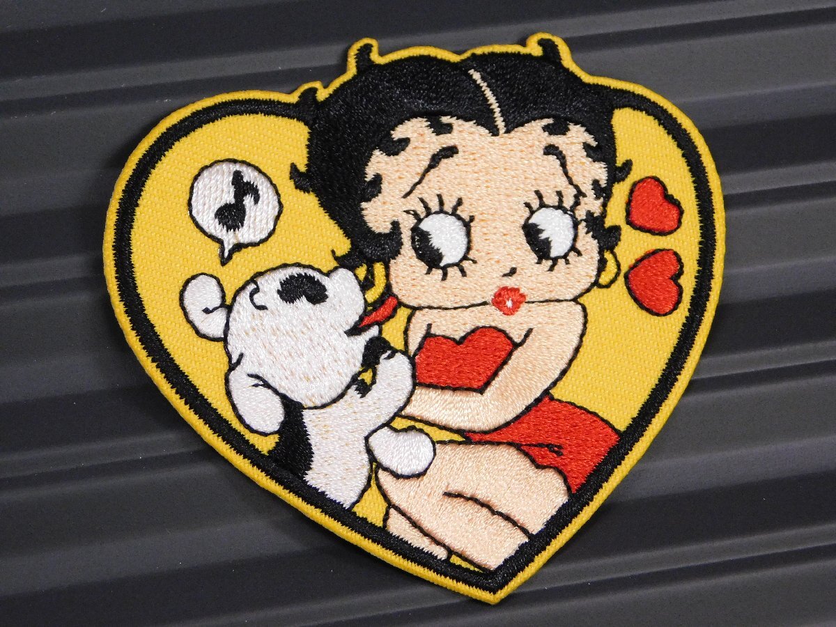 ◆送料\110◆【Betty Boop・ベティちゃん⑪】※《アイロン刺繍ワッペン》 アメリカン雑貨 刺繍ワッペン アイロンワッペン拍卖