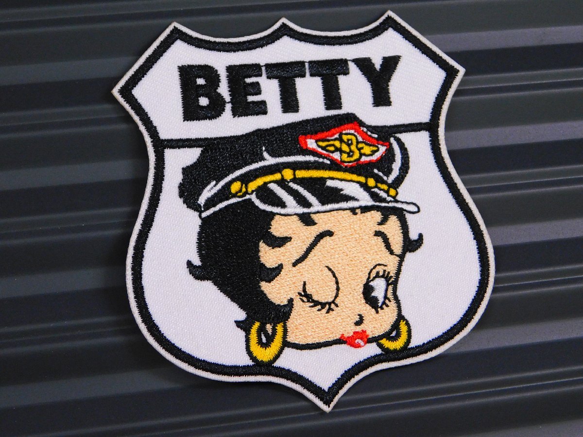 ◆送料\110◆【Betty Boop・ベティちゃん⑥】※《アイロン刺繍ワッペン》 アメリカン雑貨 刺繍ワッペン アイロンワッペン拍卖