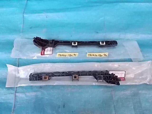 未使用品 フィット GK3 リアバンパー リテーナー 左右SET №ZTA410180拍卖