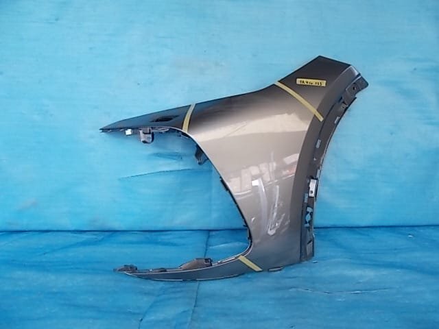 クラウンクロスオーバー AZSH35 左 フロントバンパー №ZTA410235拍卖