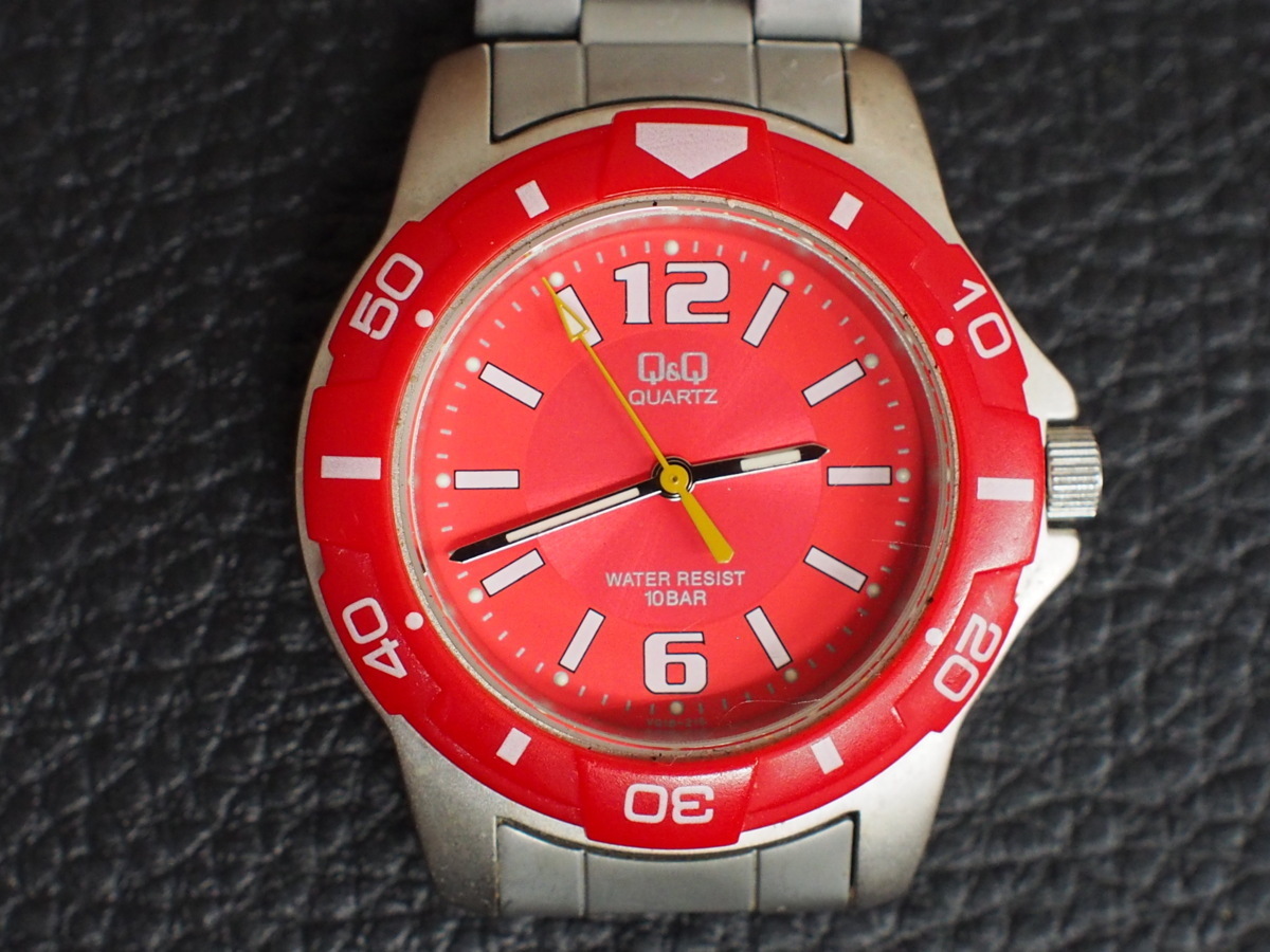 希少 ヴィンテージ シチズン CITIZEN Q&Q ダイバーズウォッチ 10BAR 防水 腕時計 型式: VQ18-215 ジャンク 管理No.13419拍卖