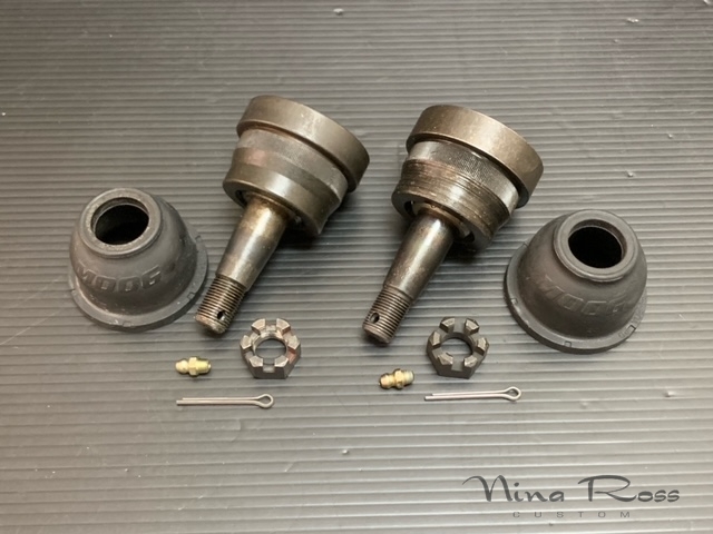 MOOG ロワーボールジョイント 77-96キャデラック カプリス 73-88モンテカルロ エルカミーノ カマロ 2個セット拍卖