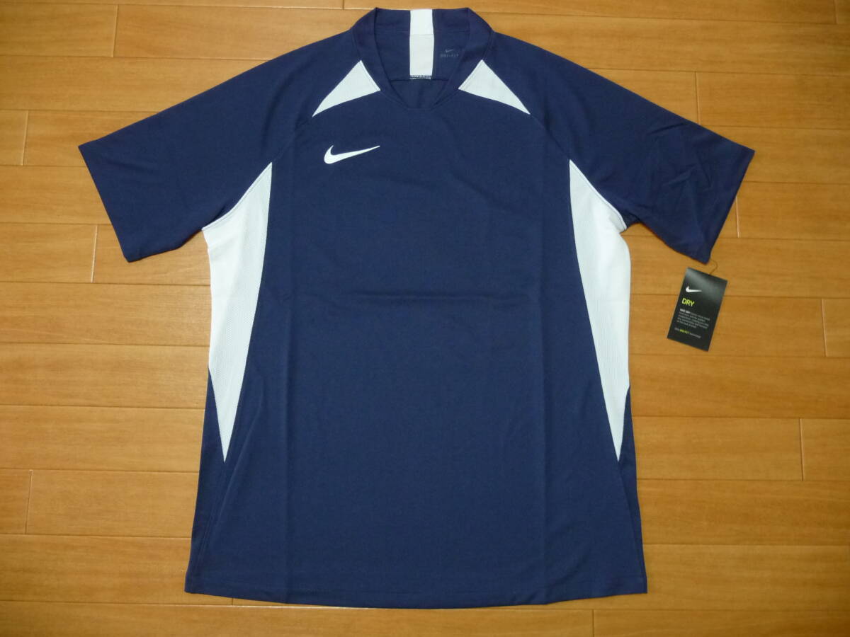新品★ナイキDRI-FITトレーニングTシャツ★USサイズ M/紺・白 拍卖