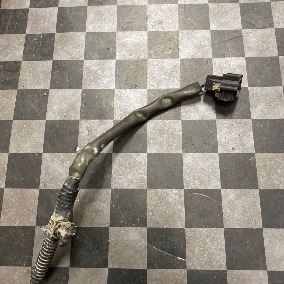 2ウェイ ソレノイドバルブ ウォーターポンプサイド ハーネス ジムニー JB23 4型拍卖