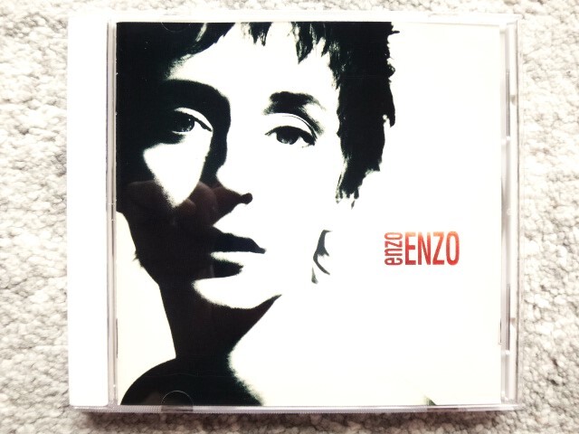 B【 ENZO ENZO / エトランゼの吐息 】国内盤(解説・訳詩付き)CDは4枚まで送料198円拍卖