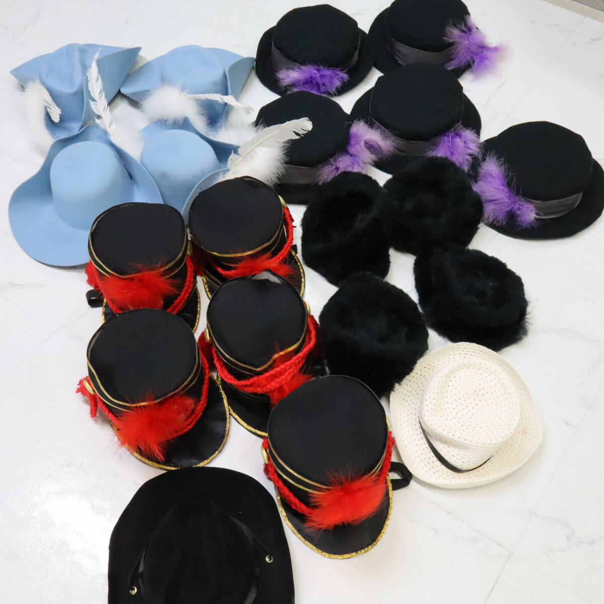 【美品 バレエ衣装 小道具 大量豪華まとめ売り】頭飾り 帽子 兵隊帽子 ロシア帽子 黒羽帽子 等 帽子 20個セット SET アクセサリー類拍卖