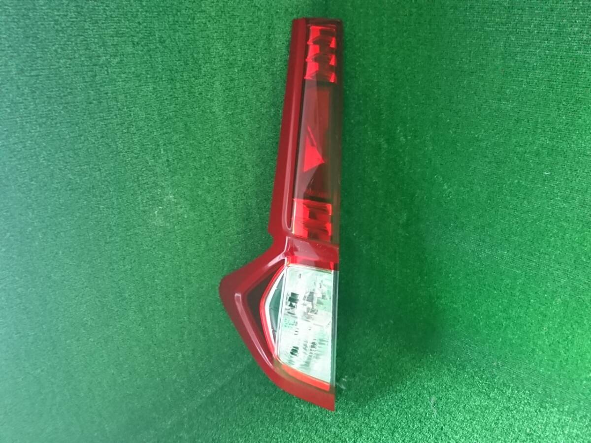 M900A ルーミー 左テールランプ コイト 220-69047(43753)拍卖