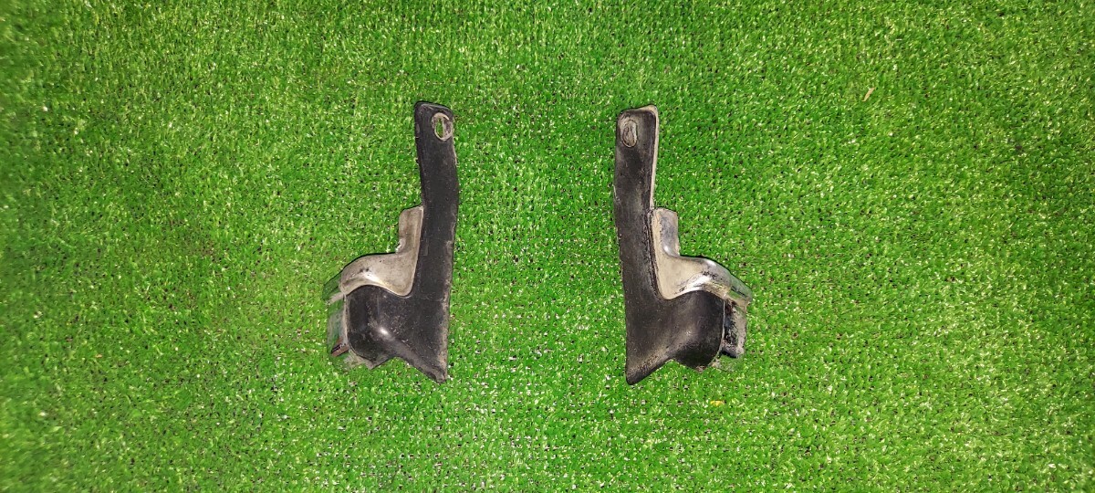 GX.JZX81純正サイドステップ用リア止め金具拍卖