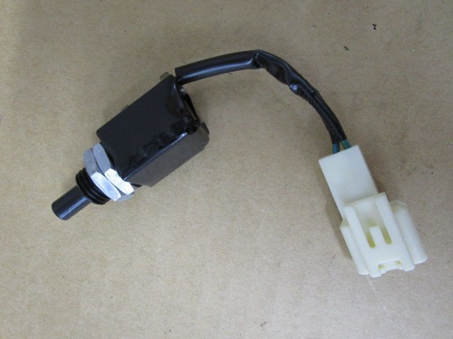 【A50905】 ダイナ トヨエース スイッチ 84240-37040 未使用拍卖