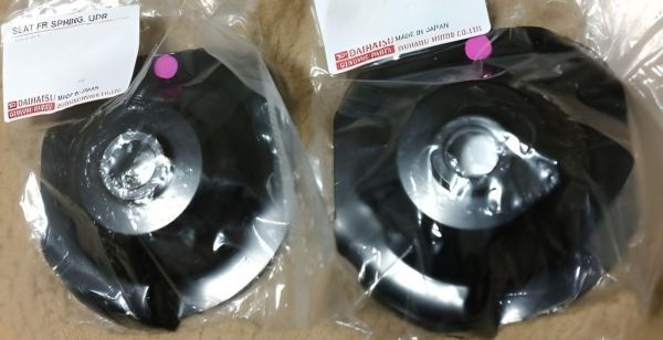 新品 純正品 DAIHATSU ダイハツ フロントスプリングアッパーシート コペン L880拍卖