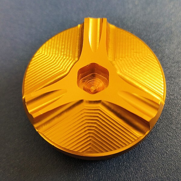 ZZR250 ZZR400 ZZR600 ZZR1100 ZZR1200 ZZR1400 GPZ900R ニンジャ 汎用 アルミ エンジン オイルフィラーキャップ オイルキャップ M30 金拍卖