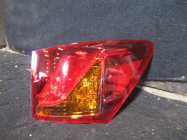 ★⑧R6 64103 AWL10 GS300h 純正右テール 運転席側 コイト30-392 Iパッケージ レクサス拍卖