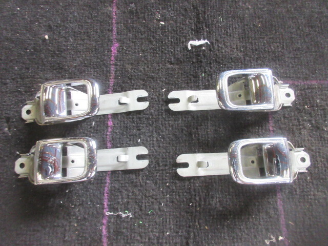 ★⑨R6A7988 GS130 クラウン 純正インナーハンドルセット ドアノブ セダン車 修理やストック等拍卖