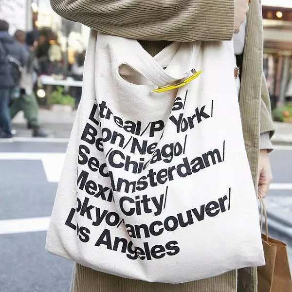 「a14-a2」 3way 英字トートバッグ ( ホワイト ) キャンバス 手さげ ショルダー 帆布 大容量 収納 通勤 通学拍卖