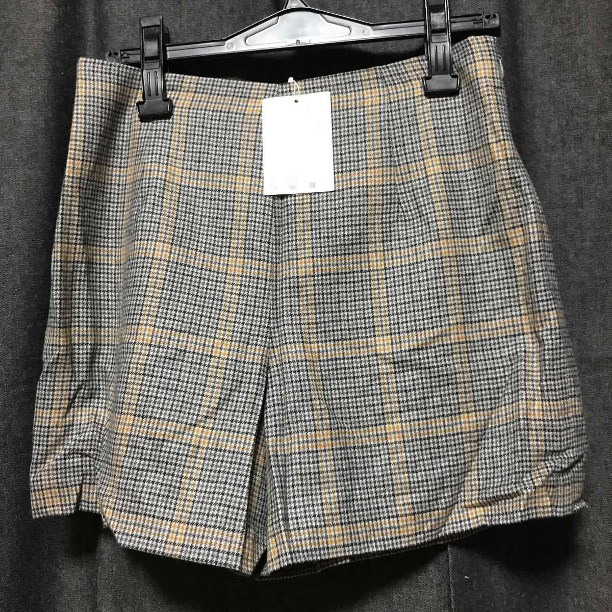 新品激安 ナチュラルビューティーベーシック パンツ S で拍卖